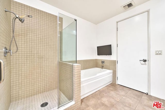 801 S Grand Avenue 2106, Los Angeles, CA 90017 — photo 9 of 28