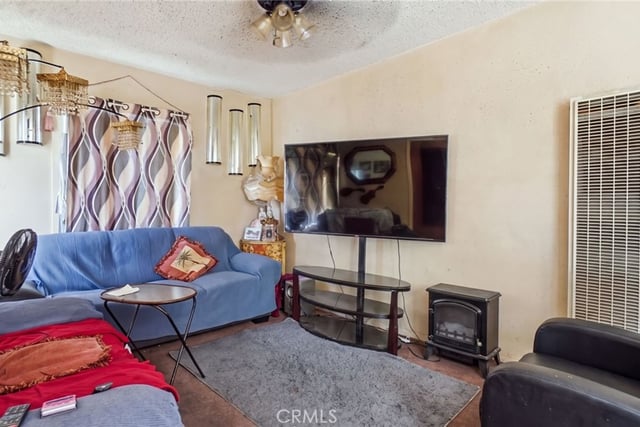 201 E 111th Place, Los Angeles, CA 90061 — photo 7 of 48