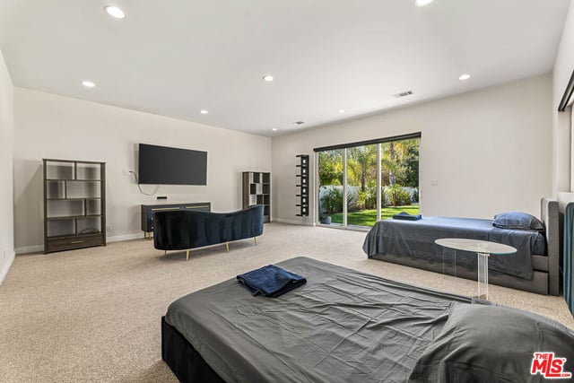 8817 Encino Avenue, Los Angeles, CA 91325 — photo 15 of 65