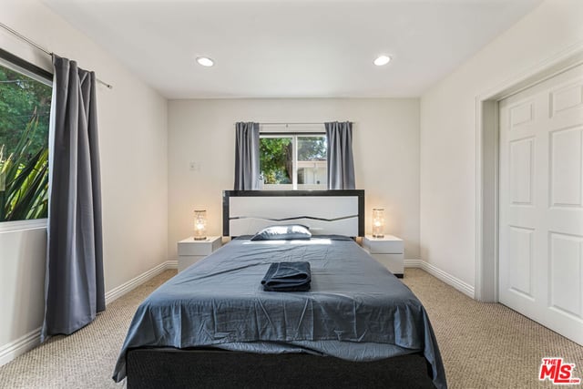 8817 Encino Avenue, Los Angeles, CA 91325 — photo 31 of 65