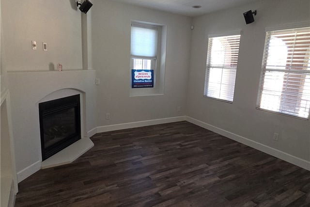 28258 Canterbury, Valencia, CA 91354 — photo 4 of 14