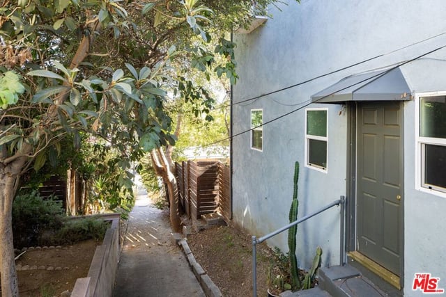 3666 Roderick Road, Los Angeles, CA 90065 — photo 23 of 34