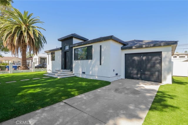 14235 Burton, Panorama City, CA 91402 — photo 4 of 40