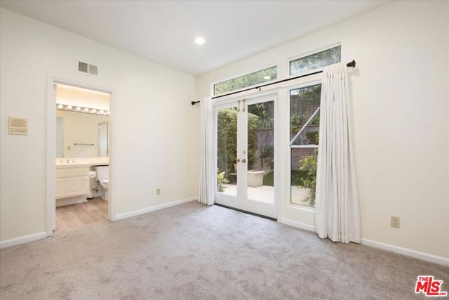 22322 Cairnloch Street, Calabasas, CA 91302 — photo 15 of 38