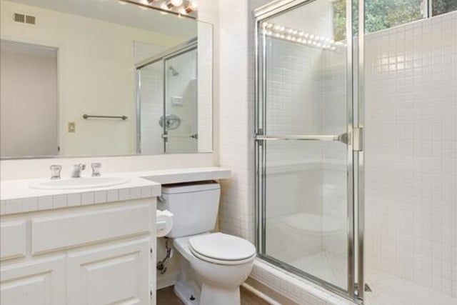 22322 Cairnloch Street, Calabasas, CA 91302 — photo 16 of 38