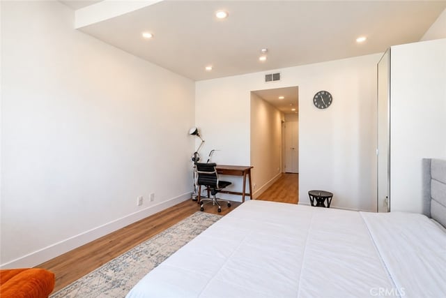 1401 S Bentley Avenue 403, Los Angeles, CA 90025 — photo 15 of 43