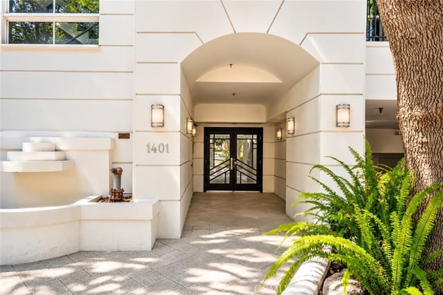 1401 S Bentley Avenue 403, Los Angeles, CA 90025 — photo 3 of 43