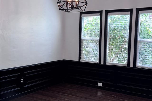 1260 W 81st, Los Angeles, CA 90044 — photo 5 of 27