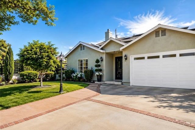 11138 Collett Avenue, Granada Hills, CA 91344 — photo 11 of 14