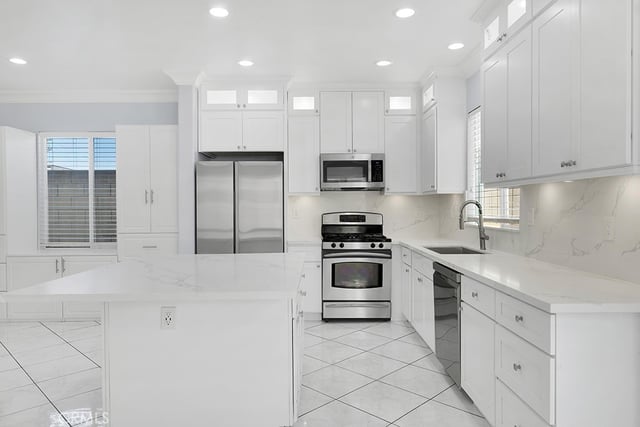 12445 Sonoma Drive, Pacoima, CA 91331 — photo 11 of 50