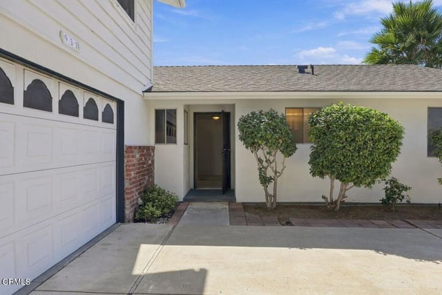 922 Olympia Avenue, Ventura, CA 93004 — photo 3 of 36