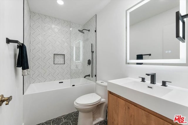 2916 Briarwood Drive, Torrance, CA 90505 — photo 5 of 42