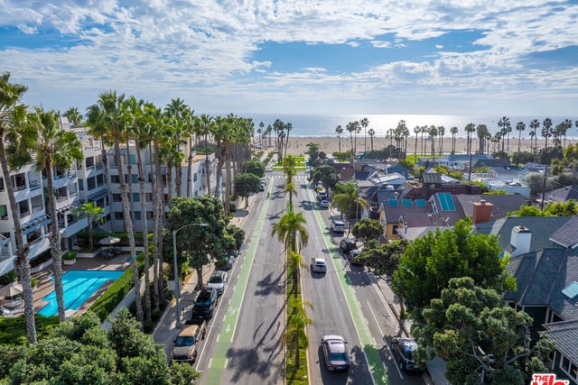 140 Ocean Park Boulevard 425, Santa Monica, CA 90405 — photo 43 of 46