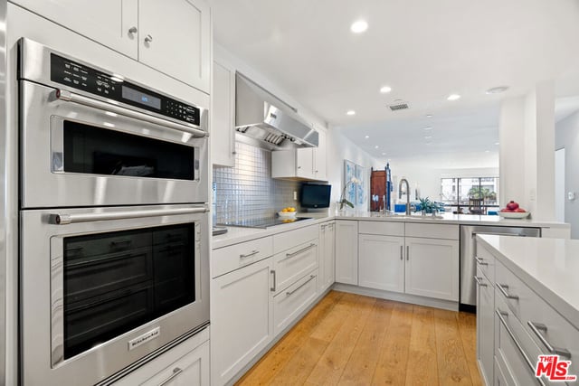 140 Ocean Park Boulevard 425, Santa Monica, CA 90405 — photo 7 of 46