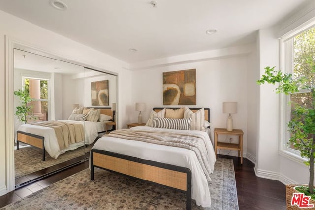 2922 Montana Avenue B, Santa Monica, CA 90403 — photo 18 of 22