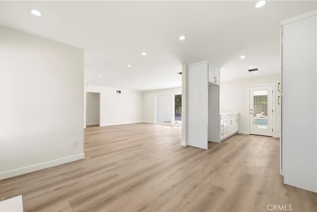 20110 Superior Street, Chatsworth, CA 91311 — photo 14 of 67