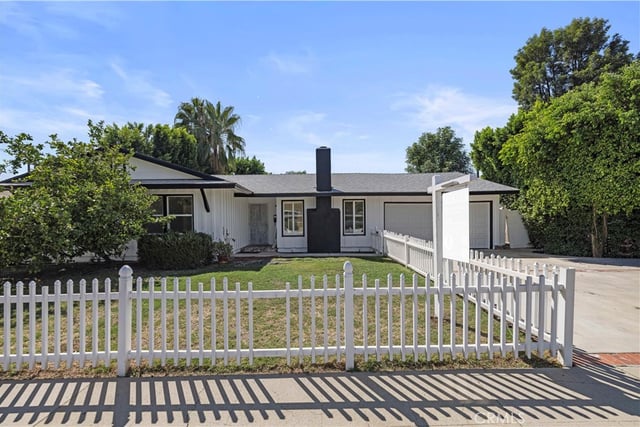 20110 Superior Street, Chatsworth, CA 91311 — photo 7 of 67