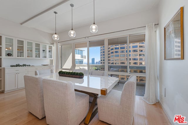 10445 Wilshire Boulevard 1402, Los Angeles, CA 90024 — photo 10 of 38