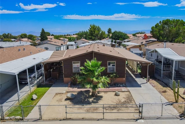 45465 E 25th Street 214, Lancaster, CA 93535 — photo 3 of 39