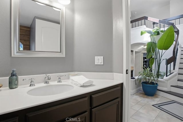 24109 Clearbank, Newhall, CA 91321 — photo 18 of 65