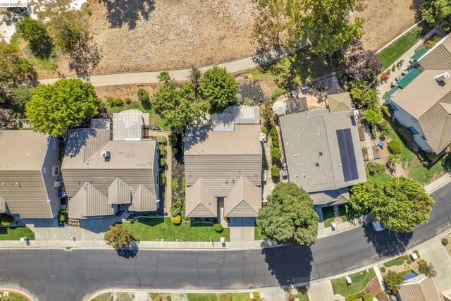 1751 Crispin Dr, Brentwood, CA 94513 — photo 9 of 46