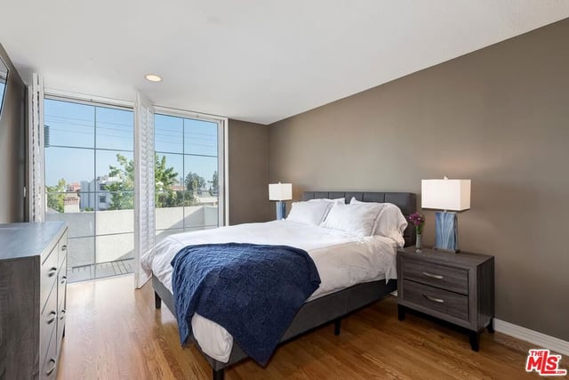 10608 Wilkins Avenue 303, Los Angeles, CA 90024 — photo 13 of 23