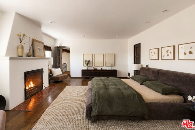 8855 St Ives Drive, Los Angeles, CA 90069 — photo 23 of 36
