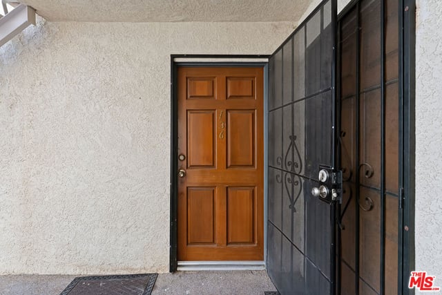 5700 Etiwanda Avenue 136, Tarzana, CA 91356 — photo 15 of 22