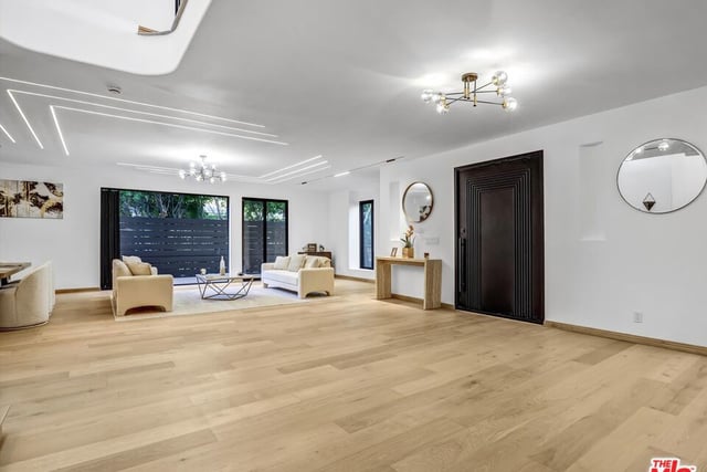 3943 Wade Street, Los Angeles, CA 90066 — photo 5 of 51