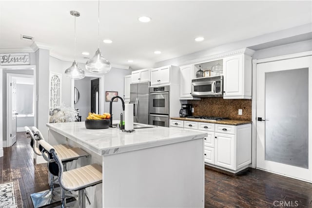 5420 Columbus Avenue, Sherman Oaks, CA 91411 — photo 11 of 27