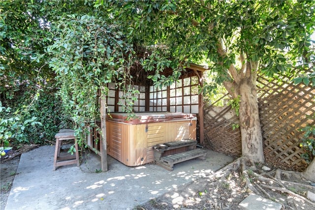 5420 Columbus Avenue, Sherman Oaks, CA 91411 — photo 24 of 27