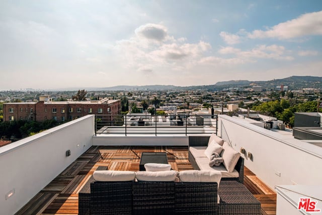 760 N Arthur Road, Los Angeles, CA 90029 — photo 16 of 34