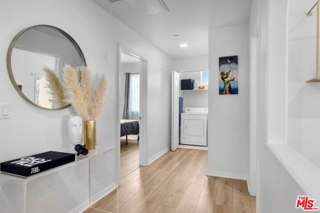 309 S Mariposa Avenue 201, Los Angeles, CA 90020 — photo 6 of 12