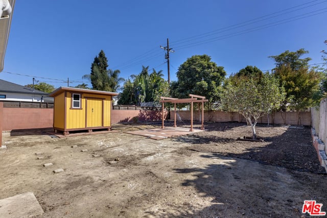 42 N Mills Road, Ventura, CA 93003 — photo 22 of 28