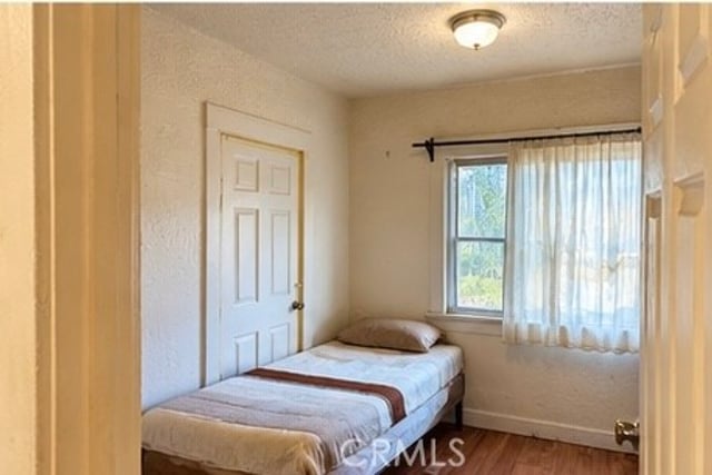 4267 Menlo, Los Angeles, CA 90037 — photo 5 of 8