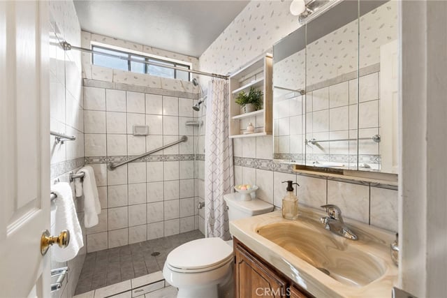 19708 Dalfsen Avenue, Carson, CA 90746 — photo 20 of 34