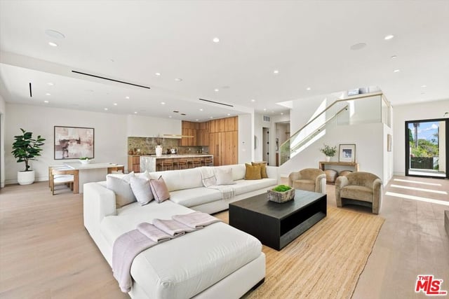 12625 Preston Way, Los Angeles, CA 90066 — photo 13 of 55