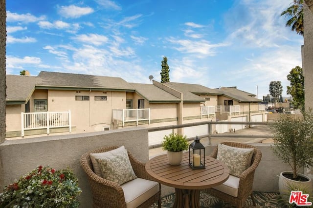 20920 Community Street 10, Canoga Park, CA 91304 — photo 17 of 25