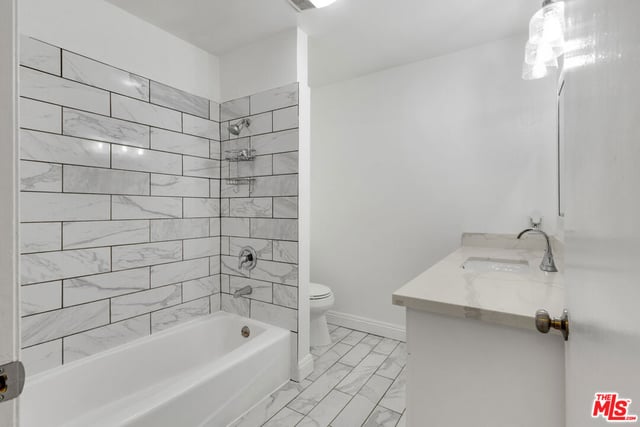13996 Cerise Avenue, Hawthorne, CA 90250 — photo 19 of 34