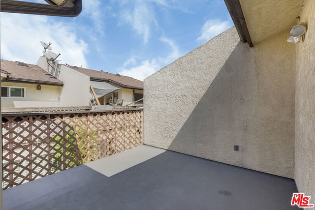 13996 Cerise Avenue, Hawthorne, CA 90250 — photo 26 of 34