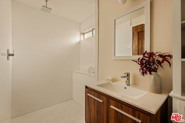 937 Lucile Avenue, Los Angeles, CA 90026 — photo 17 of 27