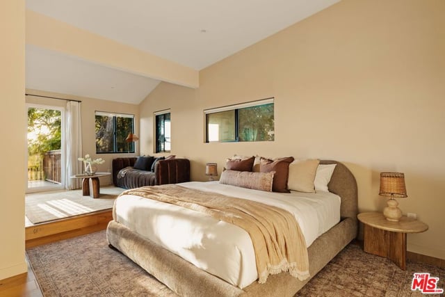 937 Lucile Avenue, Los Angeles, CA 90026 — photo 9 of 27