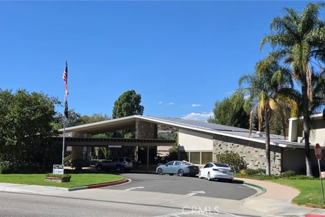 19824 Spanish Oak Drive, Newhall, CA 91321 — photo 8 of 23