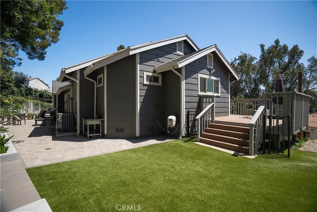 5335 Campo Road, Woodland Hills, CA 91364 — photo 32 of 42