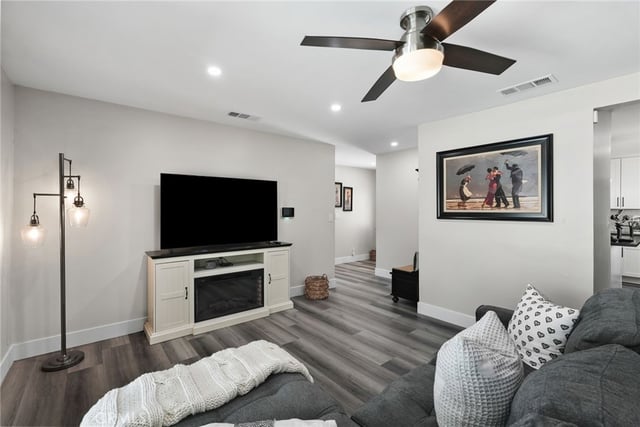 762 Talbert, Simi Valley, CA 93065 — photo 14 of 59