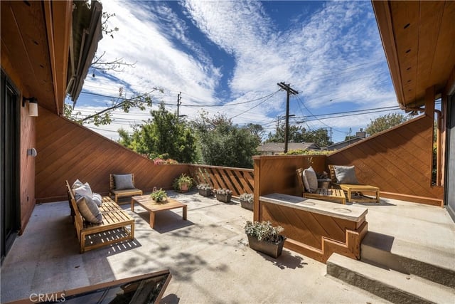 3585 Military, Los Angeles, CA 90034 — photo 38 of 45