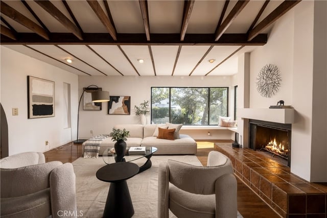 3585 Military, Los Angeles, CA 90034 — photo 8 of 45
