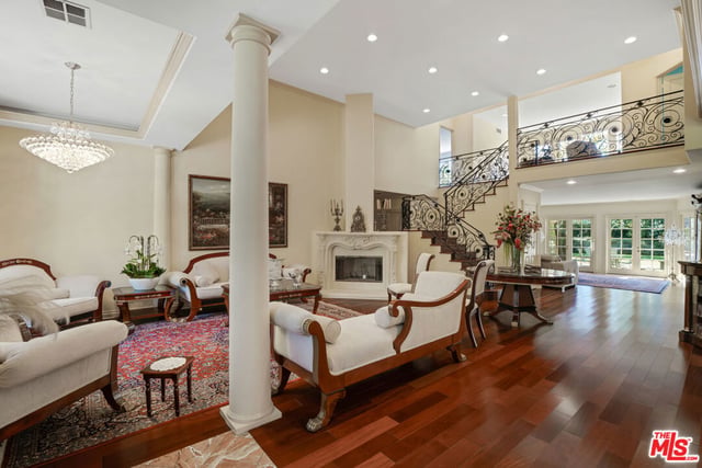 12408 W Sunset Boulevard, Los Angeles, CA 90049 — photo 10 of 49