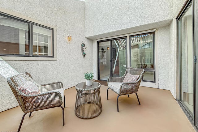 306 Cherry Hills Court, Thousand Oaks, CA 91320 — photo 26 of 68