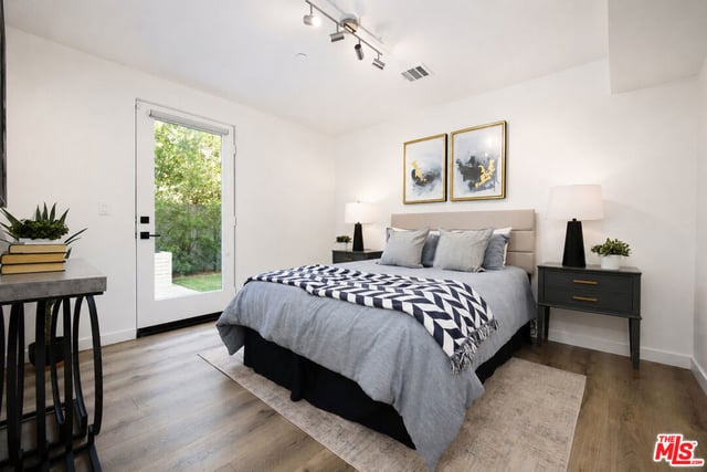 11614 Colfax Meadow Lane, Studio City, CA 91604 — photo 30 of 49